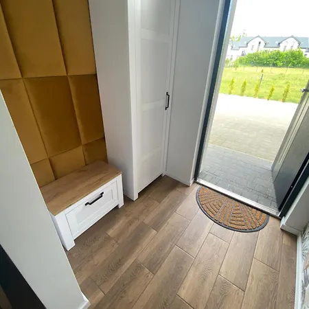 Nadmorski - Parter Z Ogrodem I Parkingiem - Family & Pet Friendly Władysławowo