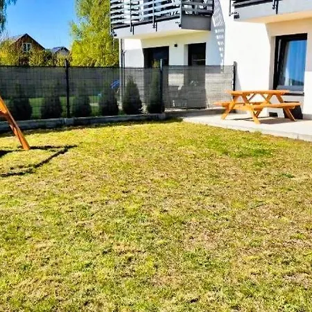 Nadmorski - Parter Z Ogrodem I Parkingiem - Family & Pet Friendly 아파트